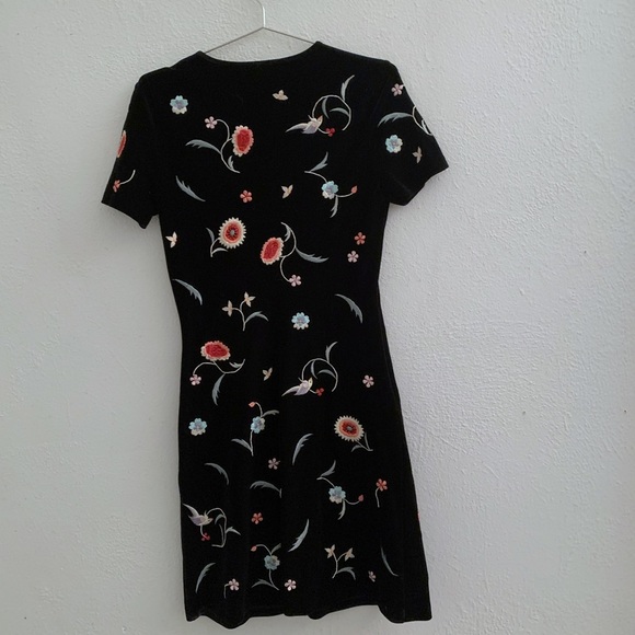 Vivienne Tam velvet embroidered mini dress🌷 - Picture 2 of 3